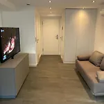 Schickes Apartment In Duesseldorf- Flehe